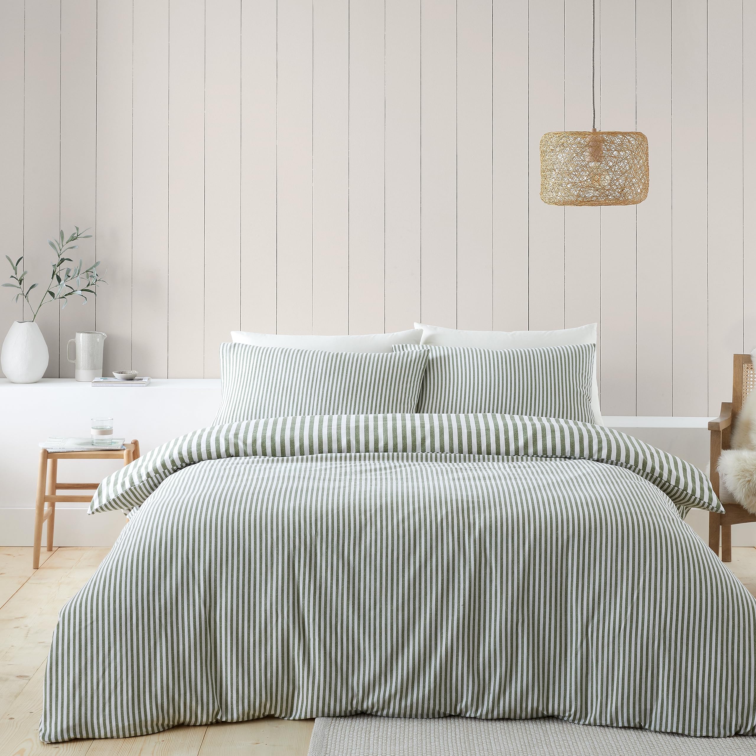 Catherine Lansfield Brushed Cotton Reversible Double Duvet Cover Set with Pillowcases Green 2