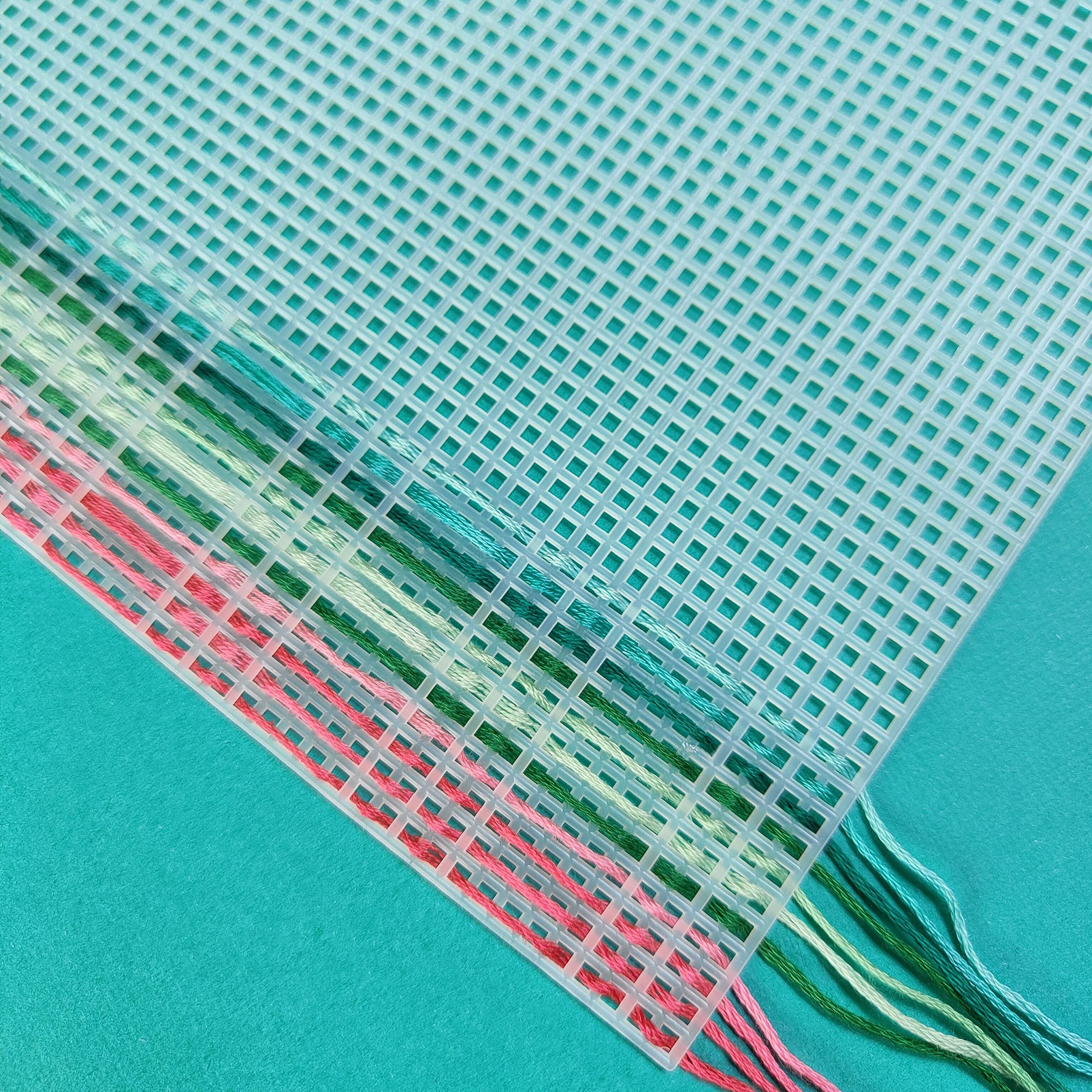 Vaessen Creative Plastic Canvas - 7 Count Flexible Mesh for Embroidery & Cross Stitch | 2 Pieces, 26x34 cm 3