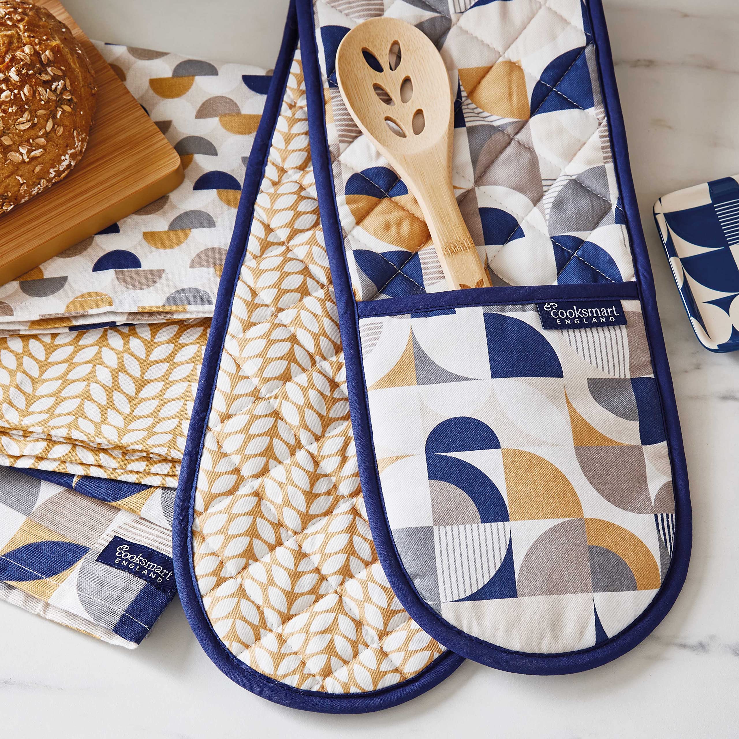 Cooksmart Double Oven Gloves - Heat Resistant Protection | Bauhaus Geo | 2 Pack 4